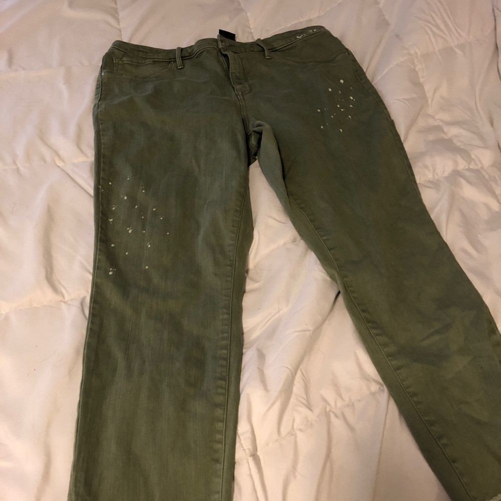 Distressed Jeggings